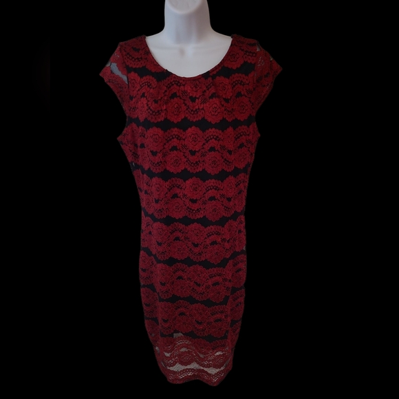 Toto Collection Dresses & Skirts - Toto Collection Red and Black Lace Dress Size 2XL
